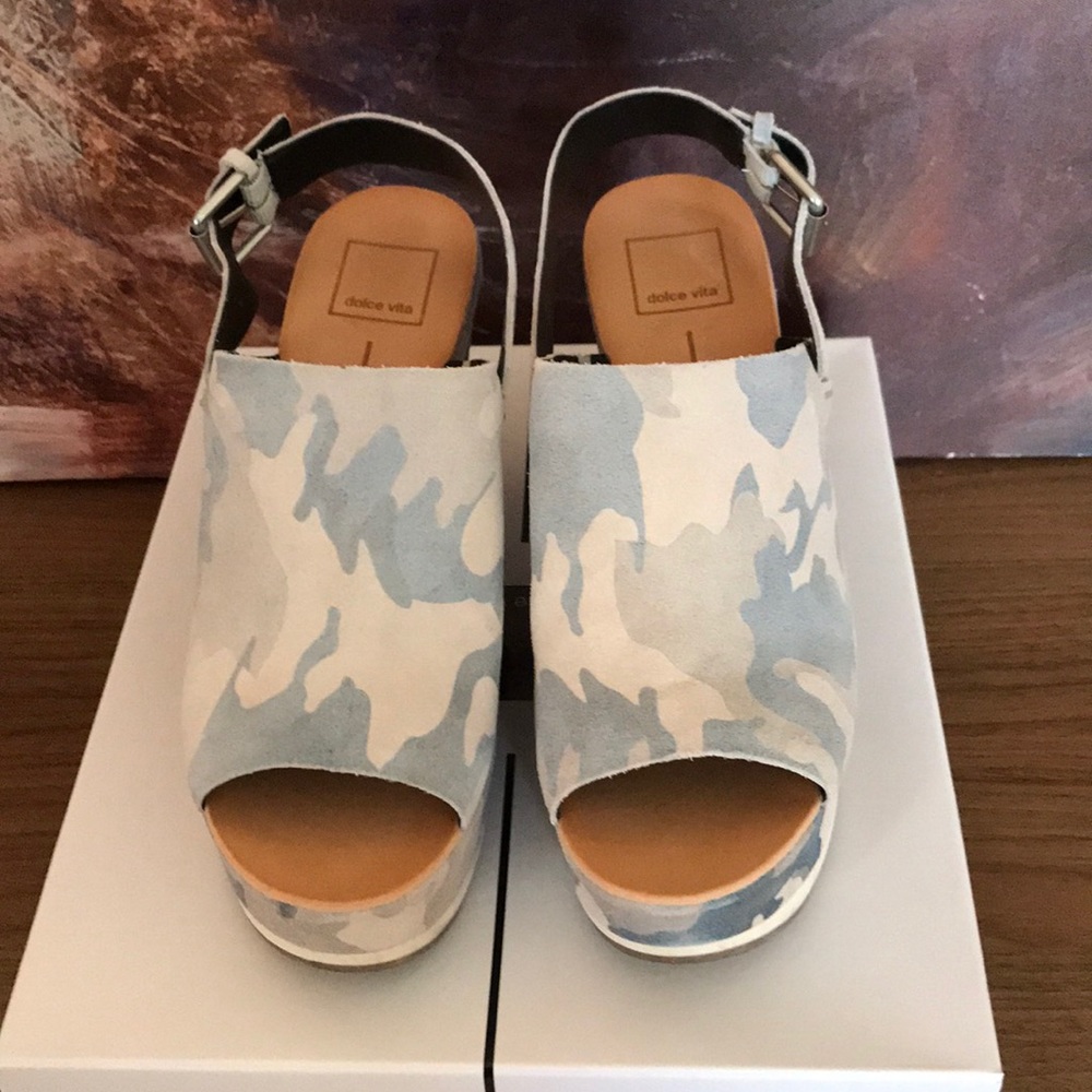 Ladies wedges